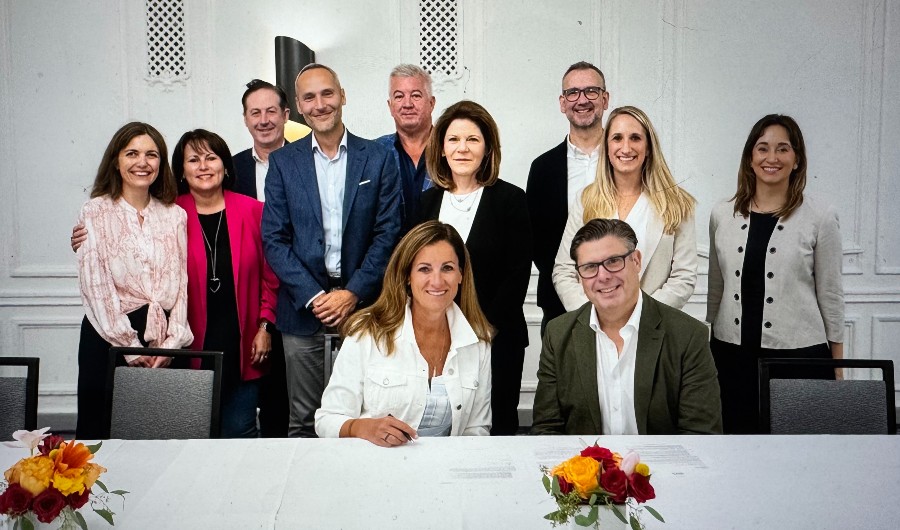 Exeter and AWS seal collaboration to boost digital innovation and sustainability