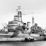 Royal Navy must invest in teaching future leaders to argue and be critical, study warns