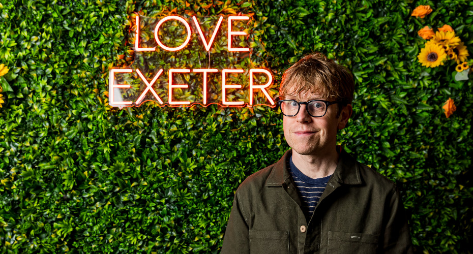 Josh Widdicombe